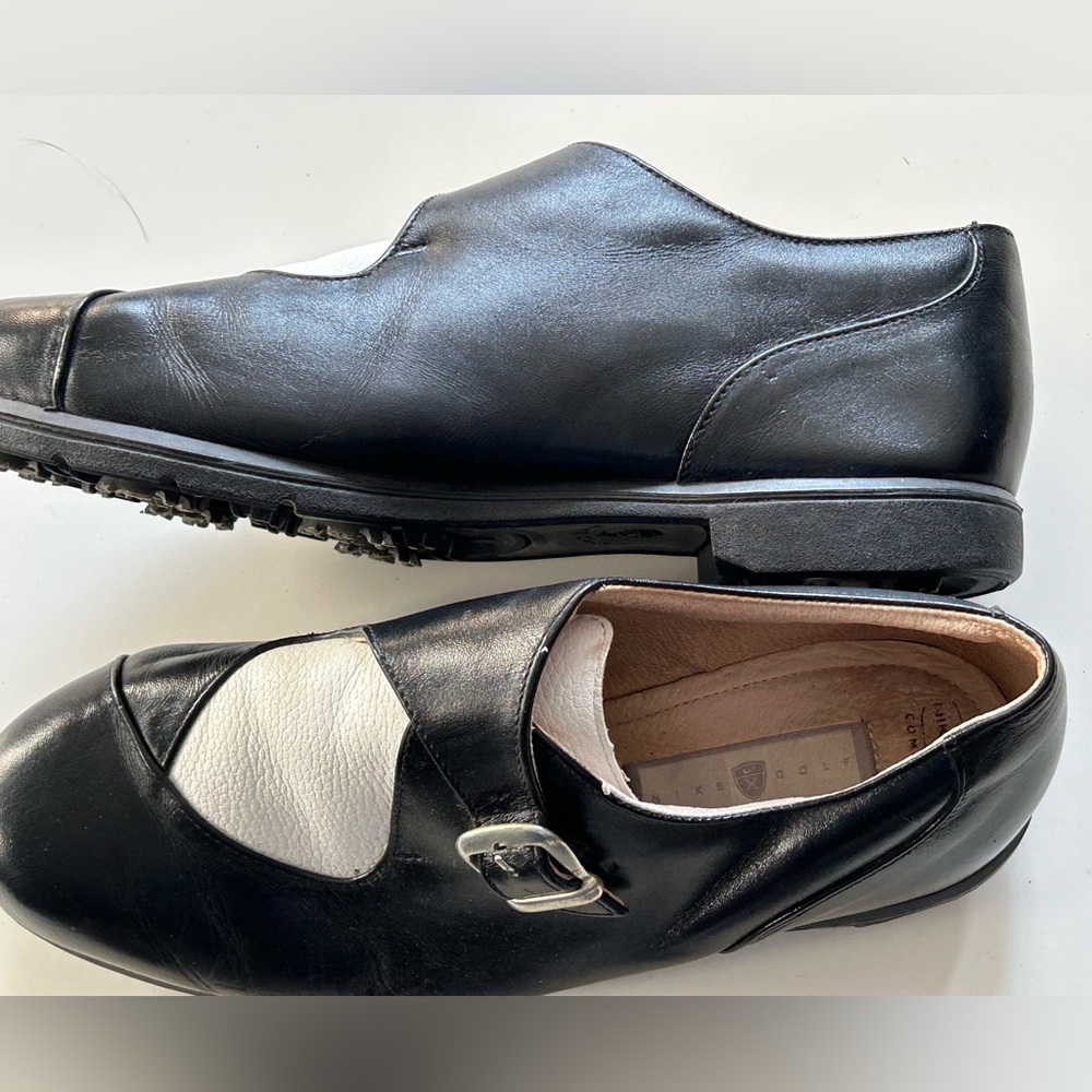 NIKE AIR comfort womens size 9.5 leather golf shoes in excellent condition